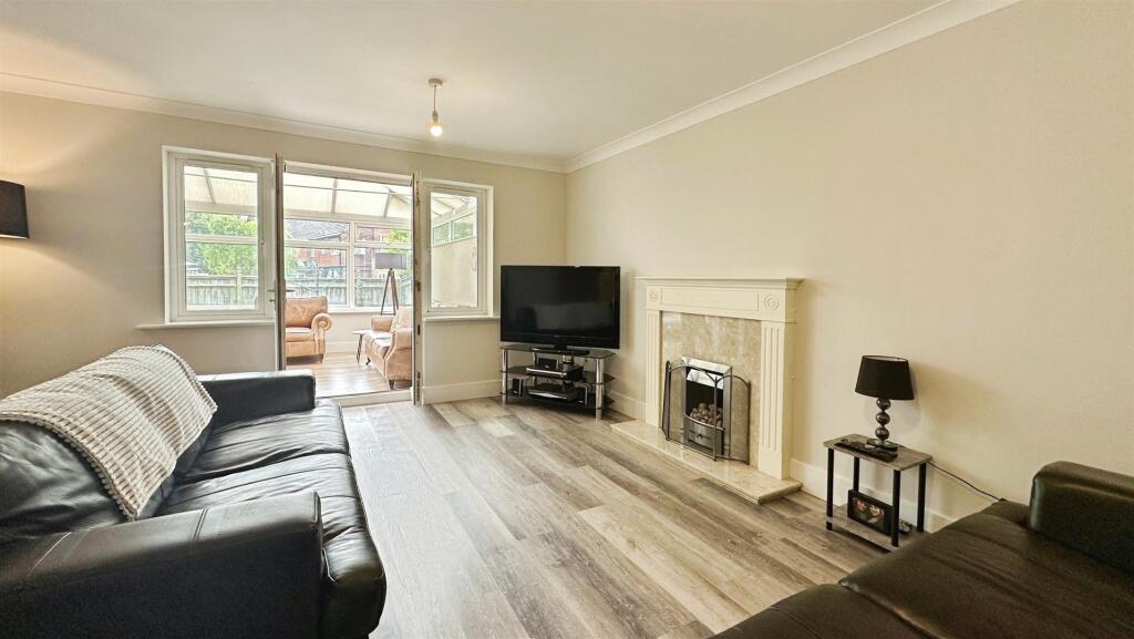 049f185d--41F7-95CB-D82D5C89E008-66306-0000156CE72