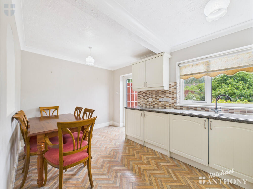 CAM03218G0-PR0723-STILL009