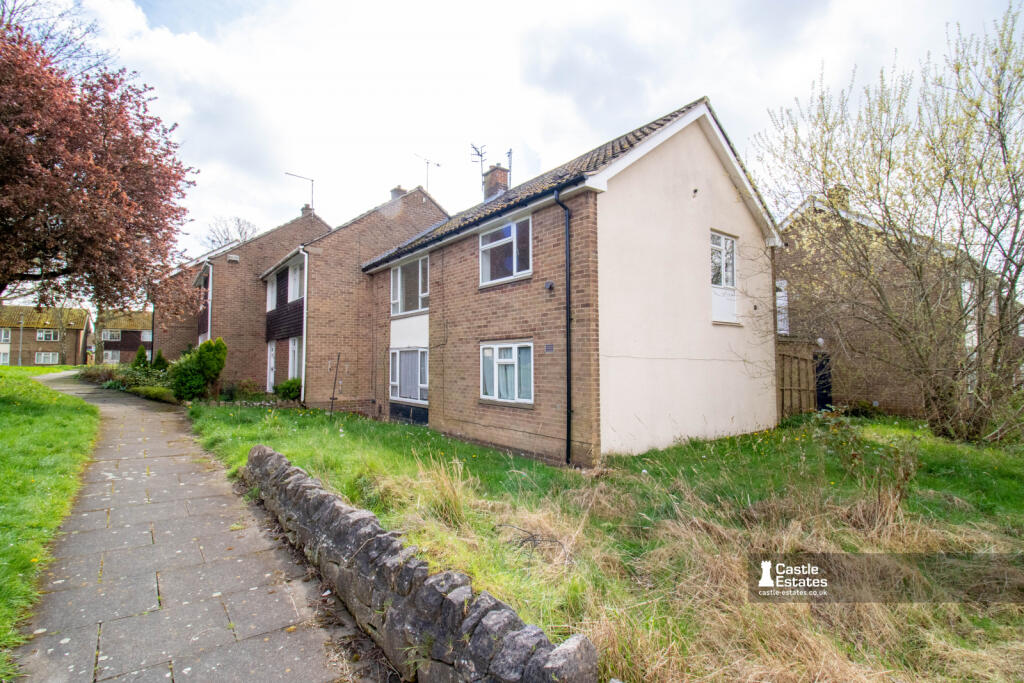 2-bed maisonette-style property