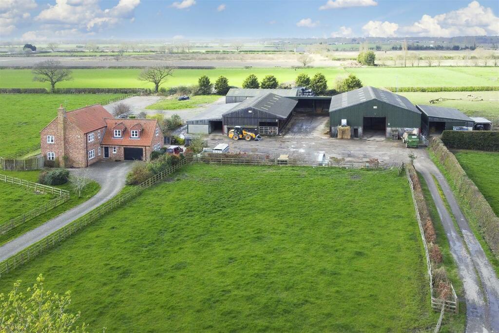 011 - Chapel Farm.JPG