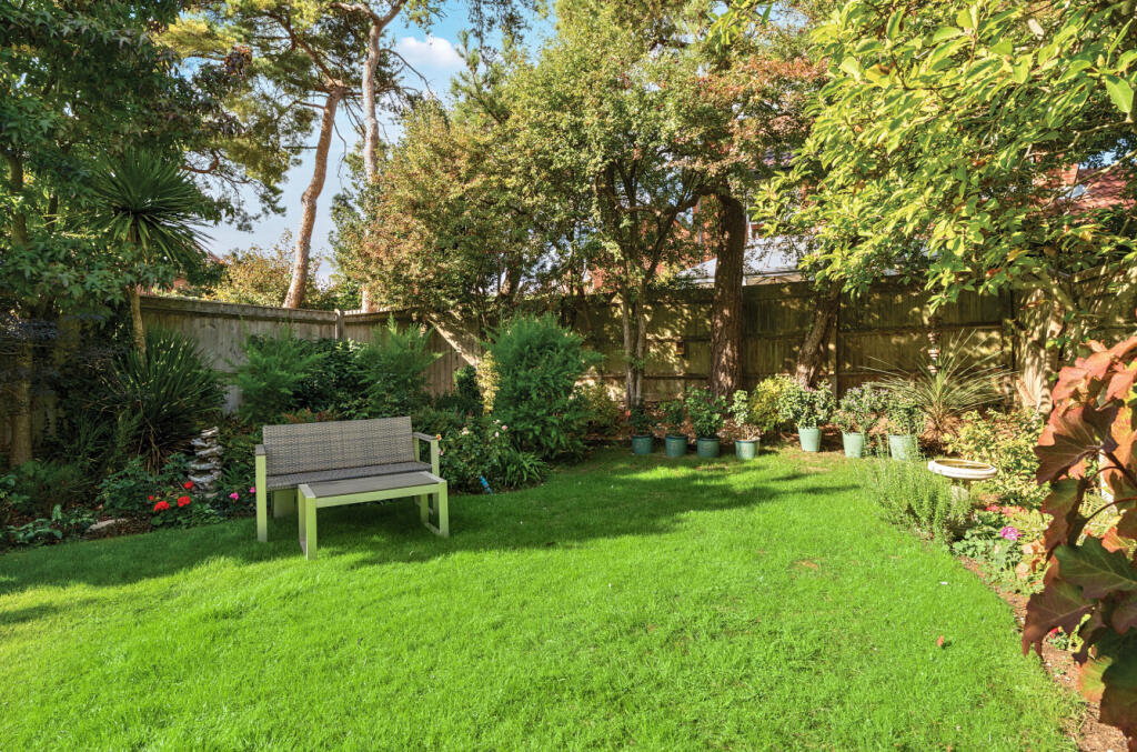 1359512-16-68daa5...