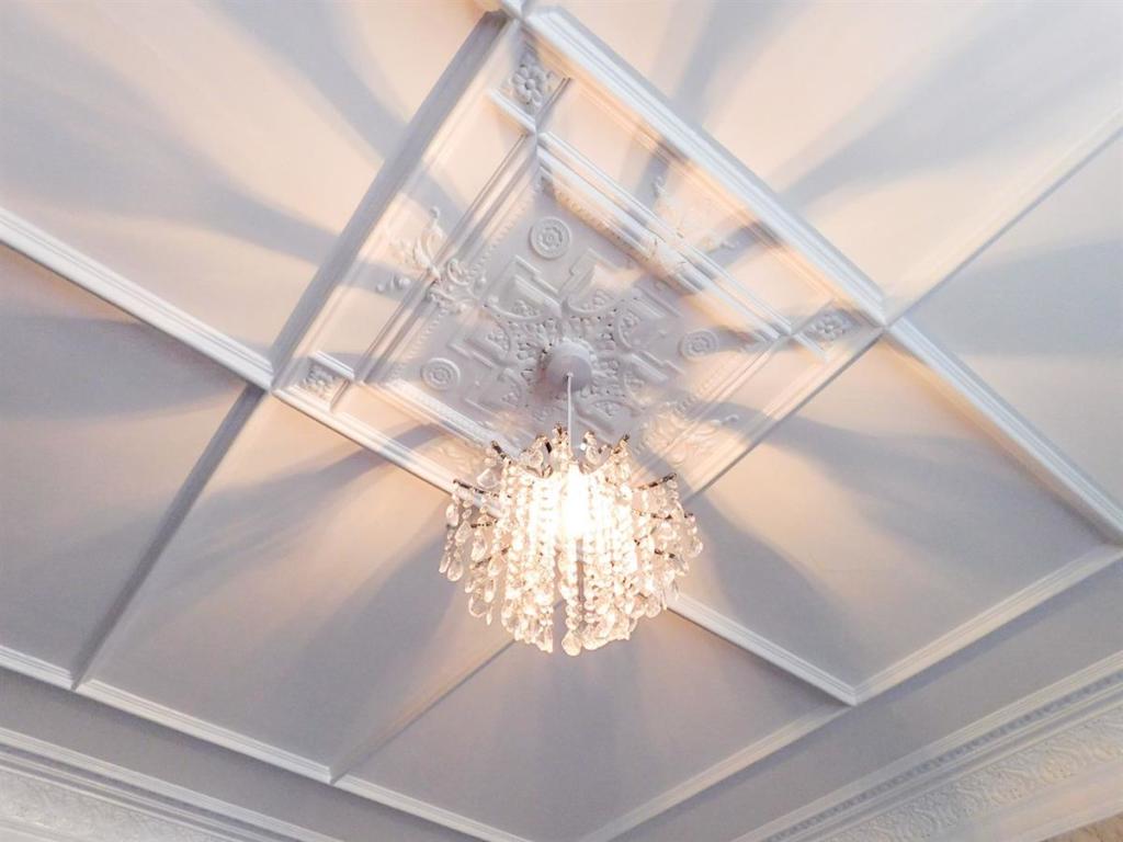 Lounge ceiling