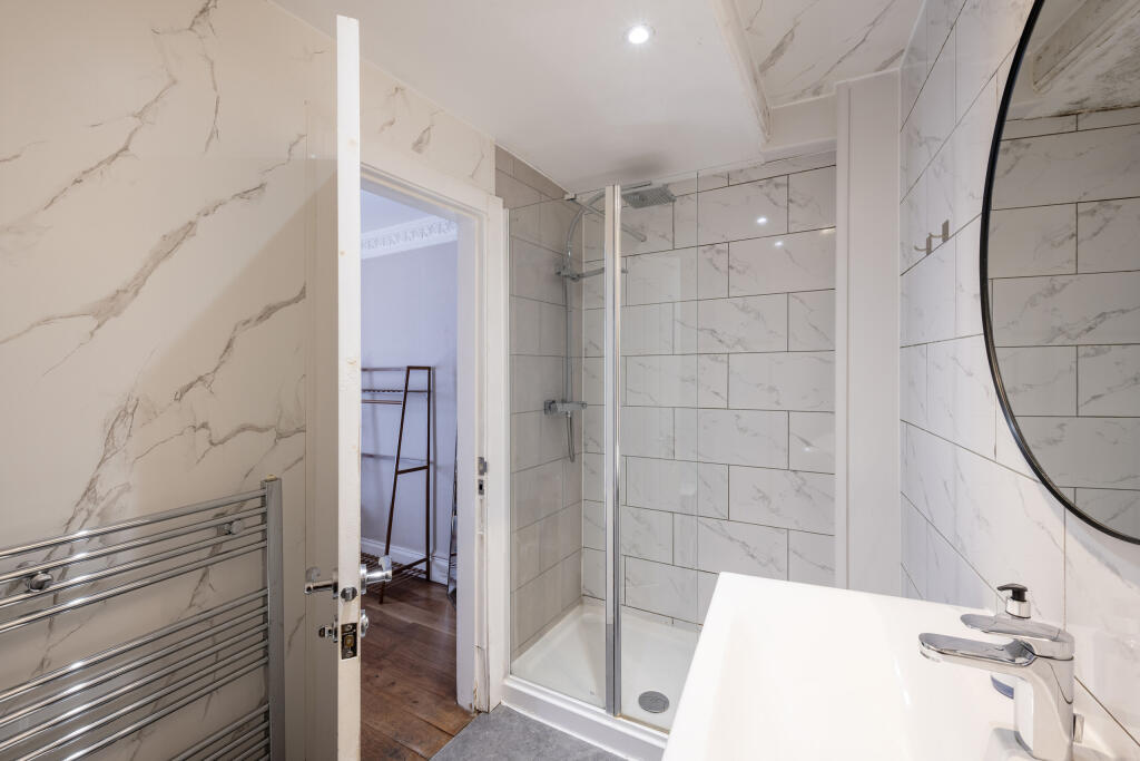 The Private Realtor-17 Ovington Mews-7_Lo