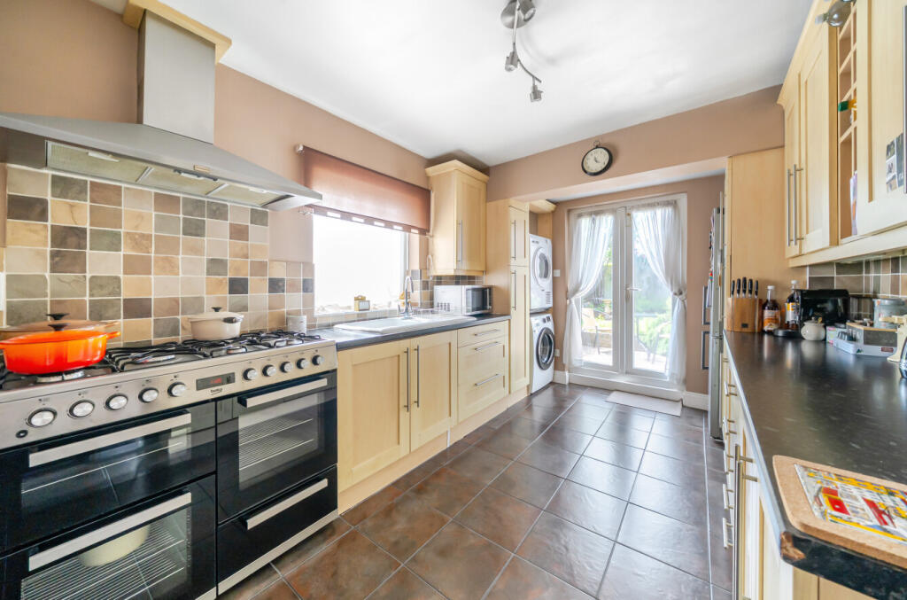 1309465-6-684c081...