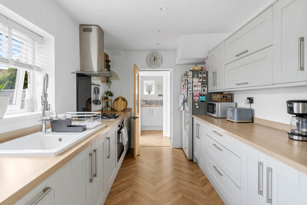 34 Meadows Lane, ...