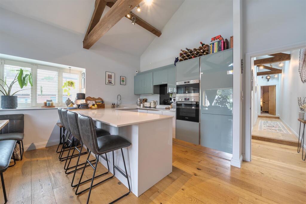Kitchen / Sitting Room