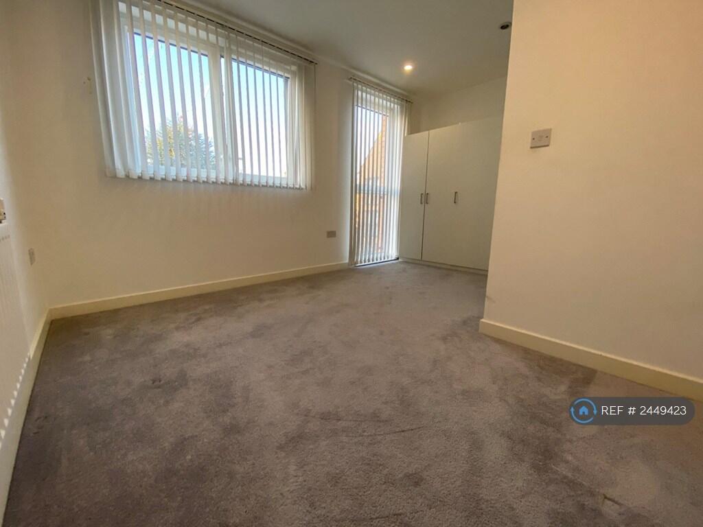 Double Bedroom