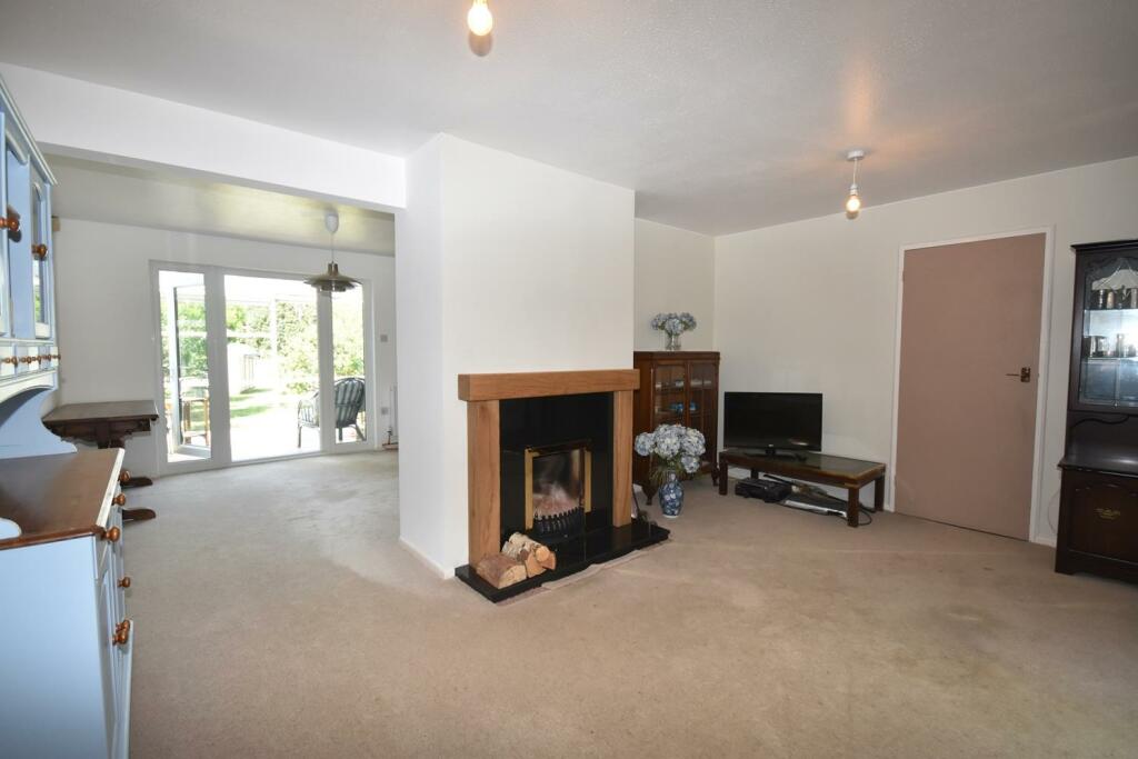Sitting Room.JPG