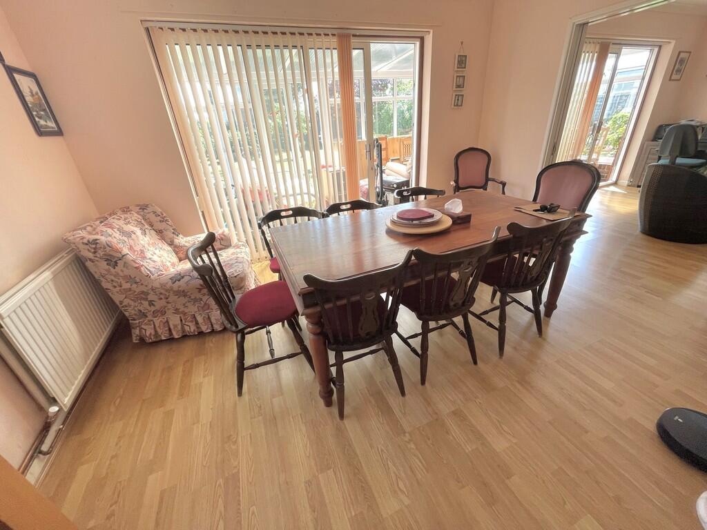 66 Parkside Avenu...