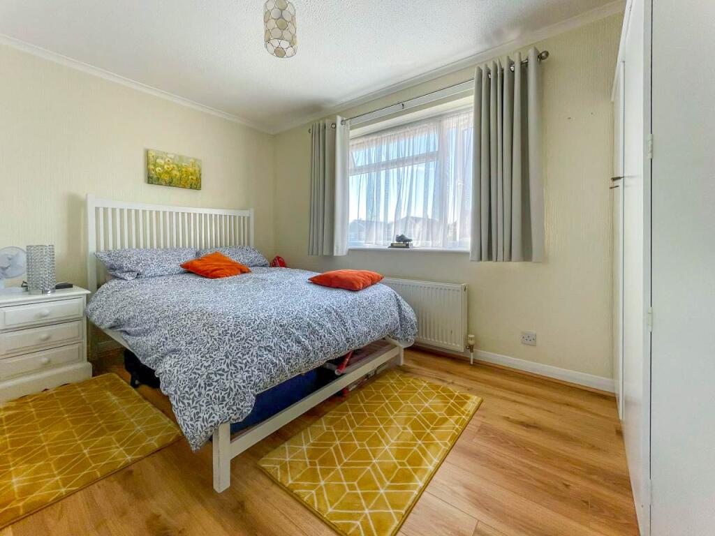 11 howard second bed