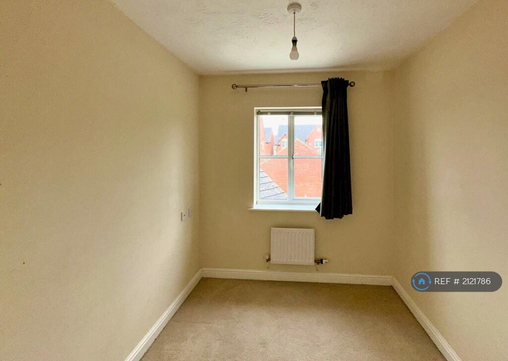 Small Bedroom