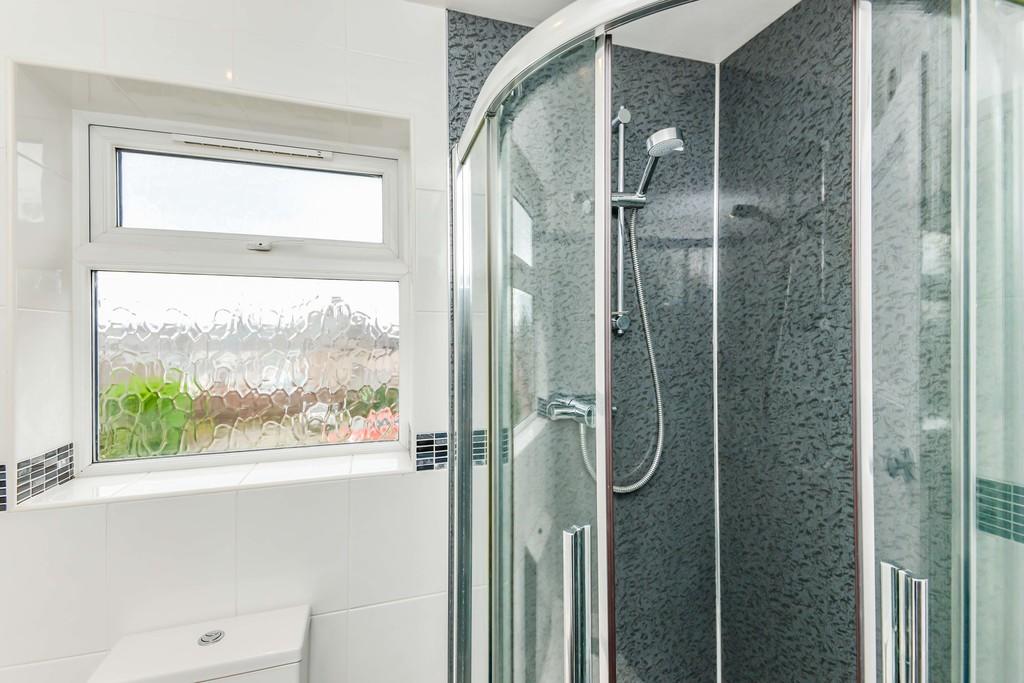 Ensuite Shower Ro...