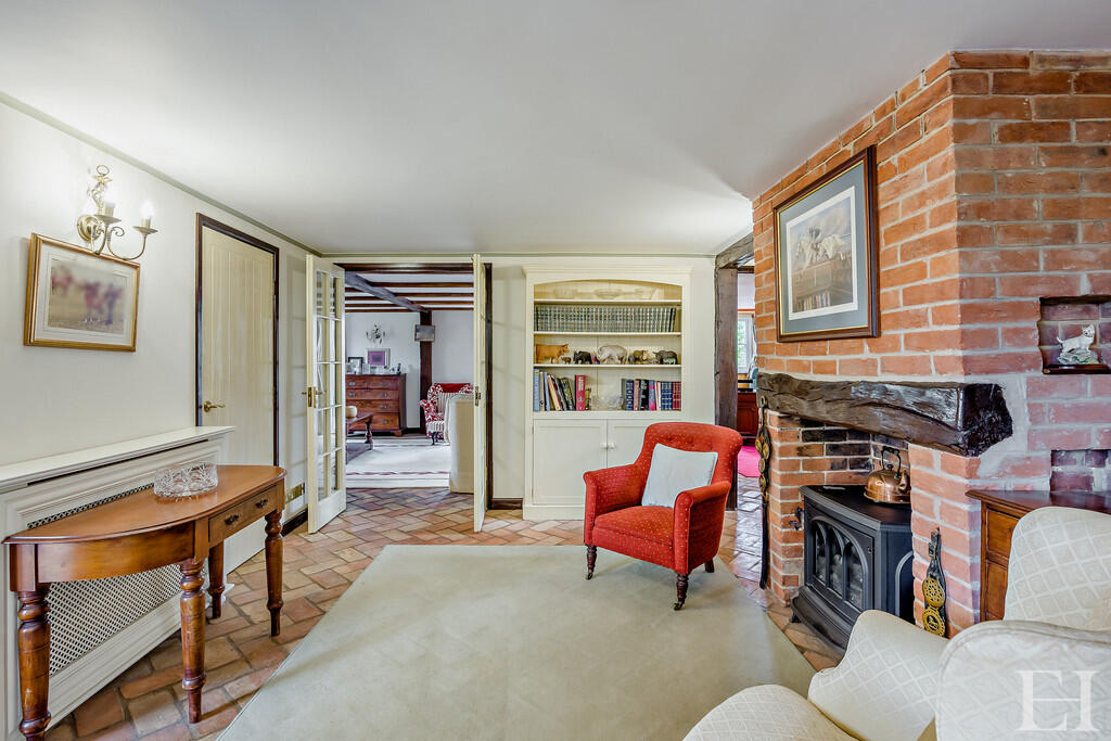 8647829-interiorW...