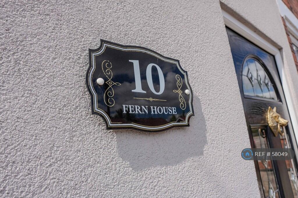 10 New Road Front Sign