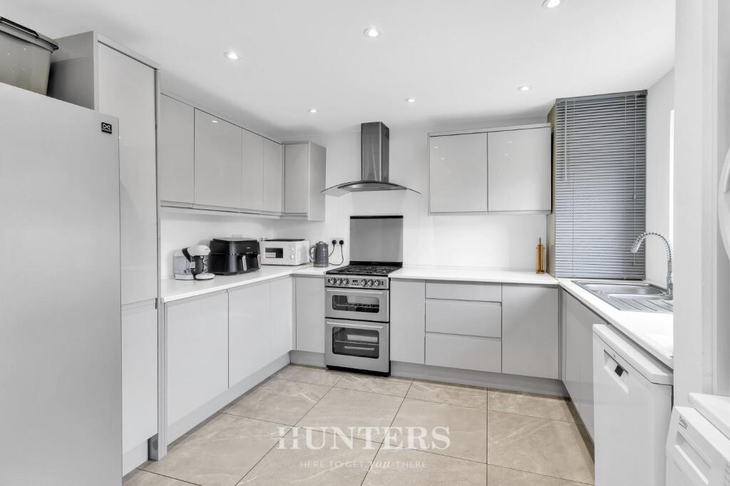 Swinburn Street (14).jpg