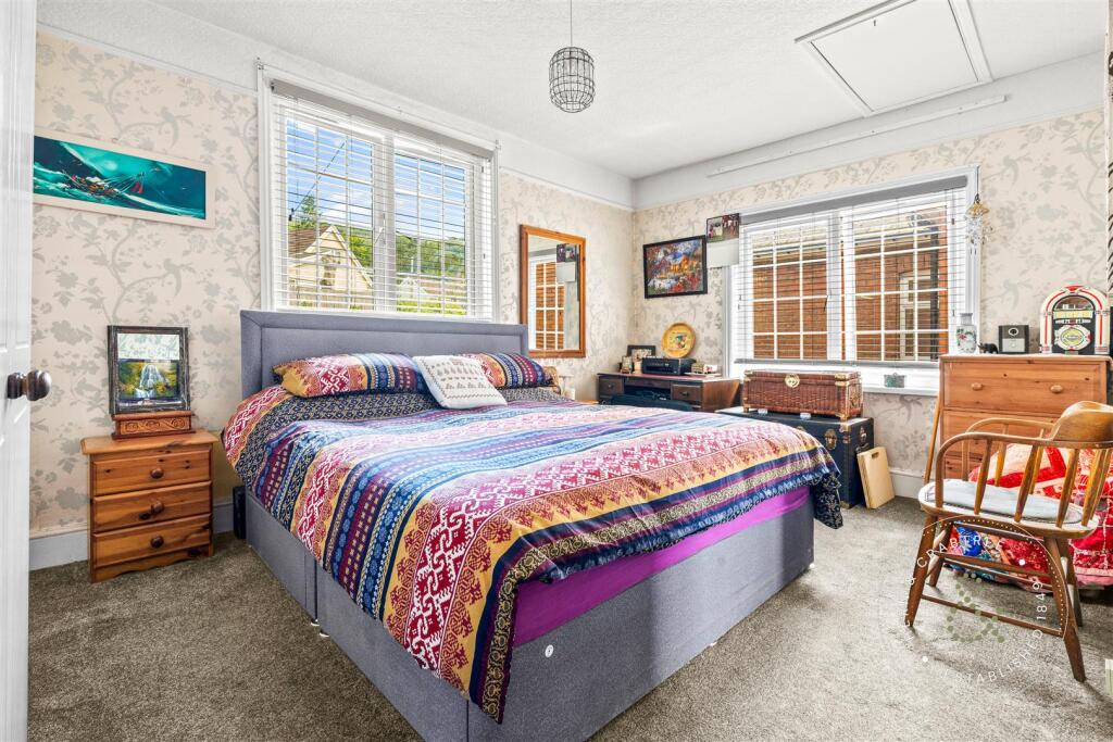 Commercial Road, Hern Crabtree (28).jpg