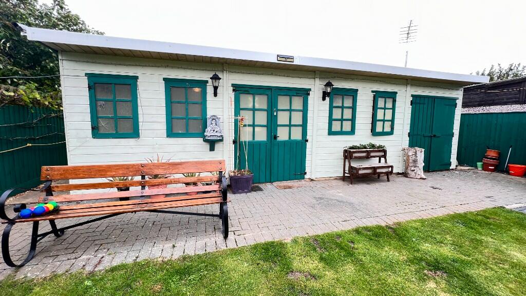 LODGE