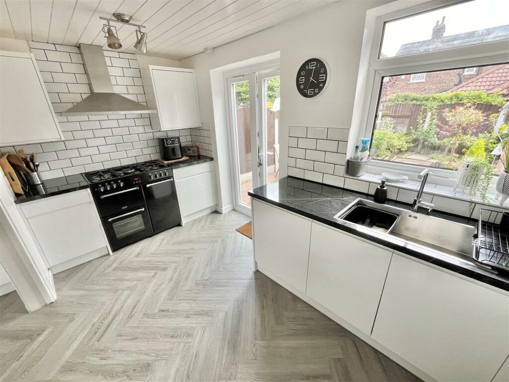 Kitchen Aspect 2