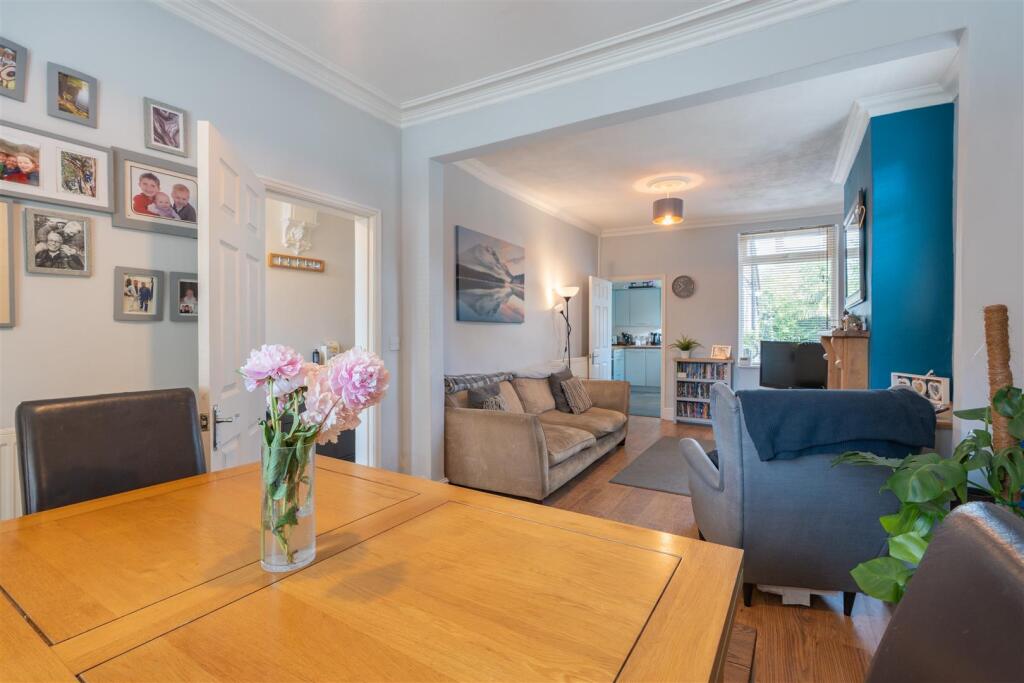 47 Lydyett Lane-23.jpg