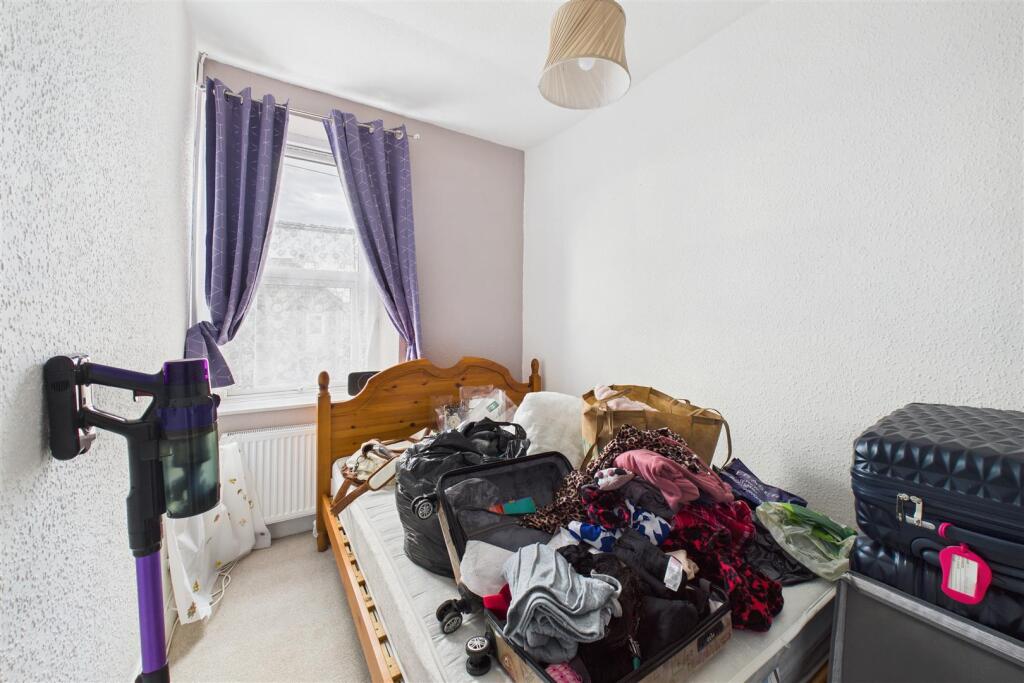 Flats A &amp; B 4 Southend Road WSM, North Somerset BS