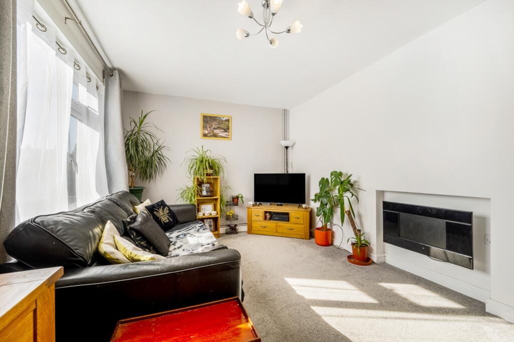 5 Edinburgh Crescent (Kirton)-18