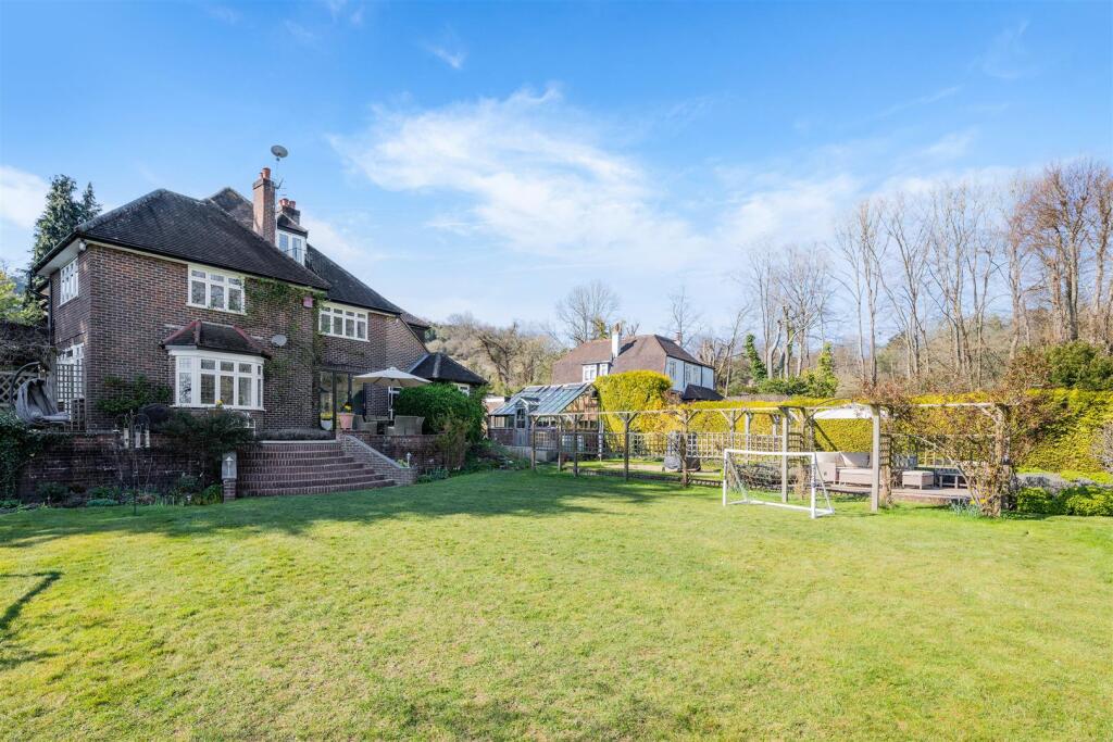 PEBBLECOMBE LEA (22).jpg