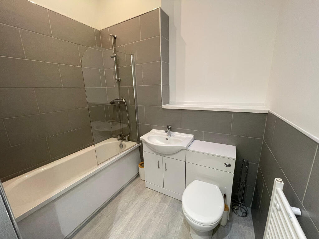 Meadowpark St Bathroom