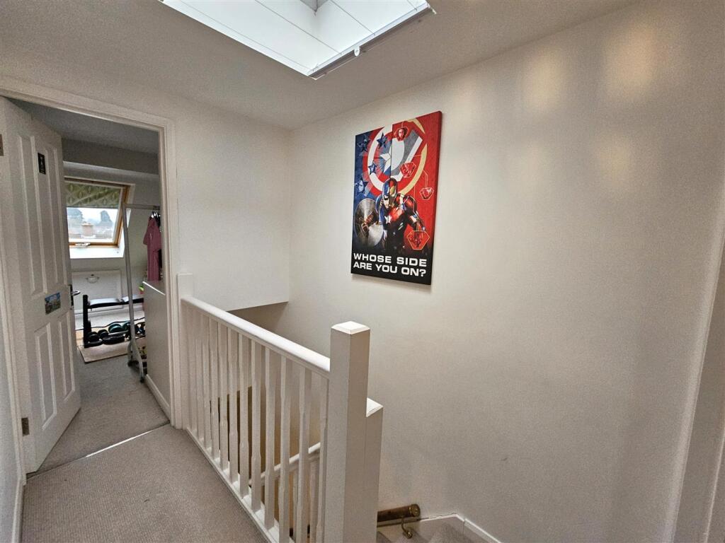 2nd floor landing.jpg