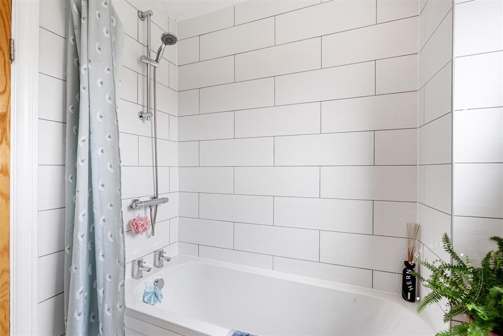 Fairwater Grove East, Llandaff, HernCrabtree (27).