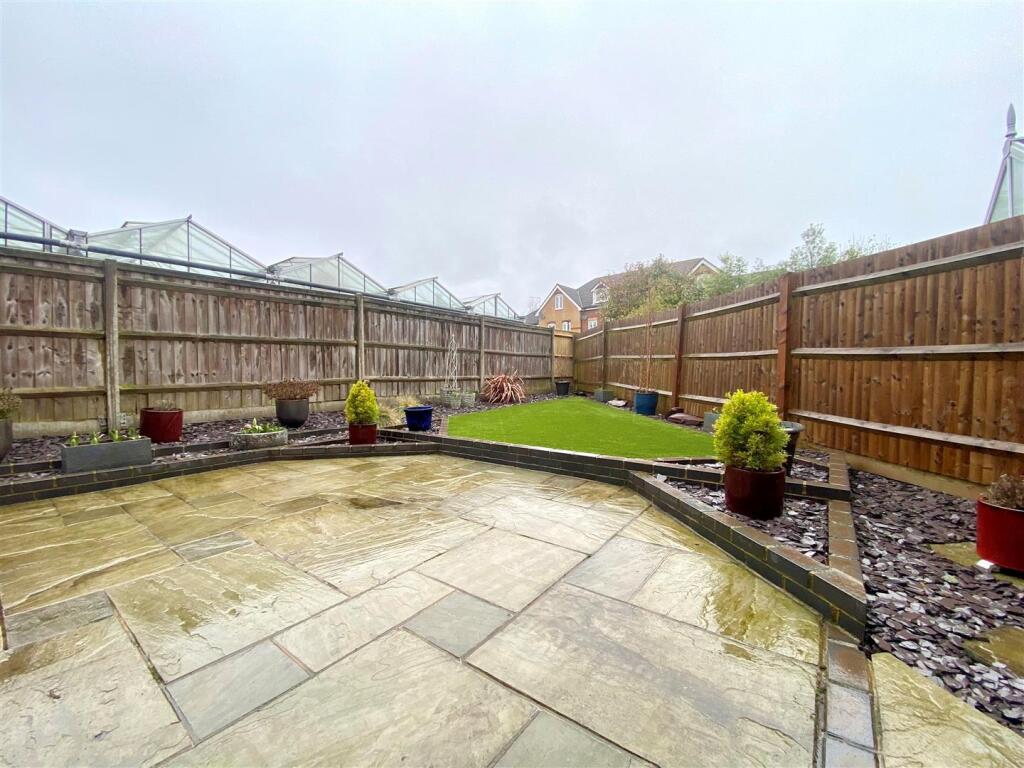 garden 1.jpg