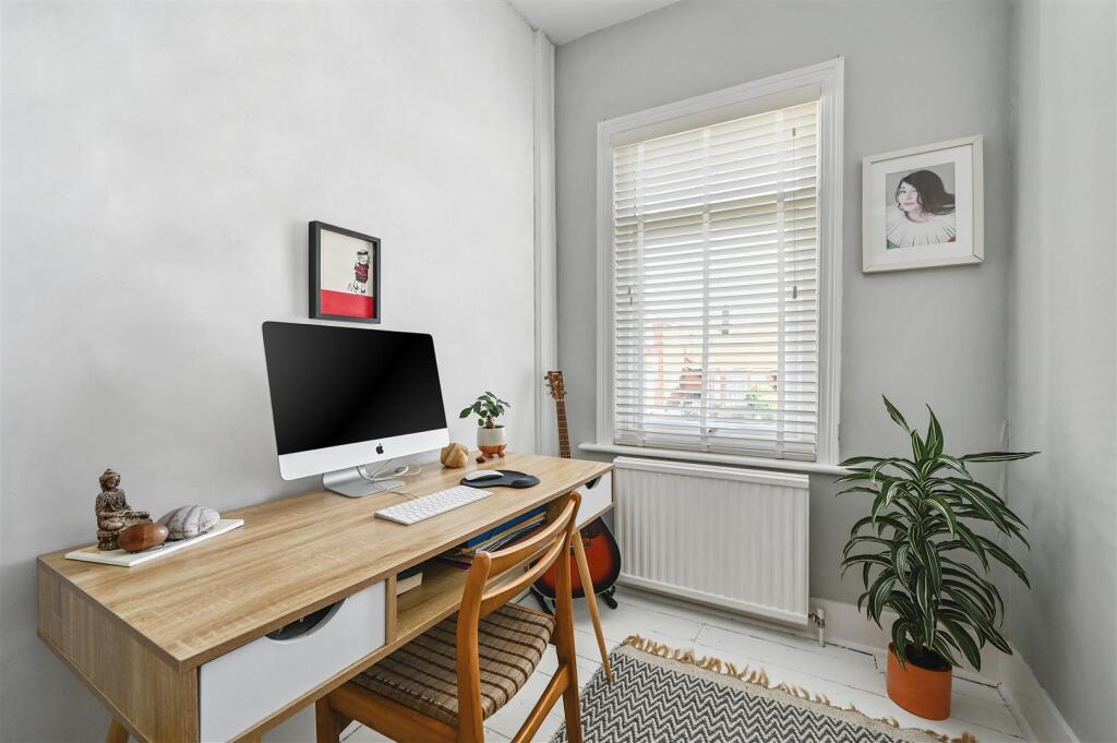 179 ASHBURNHAM ROAD (8).jpg