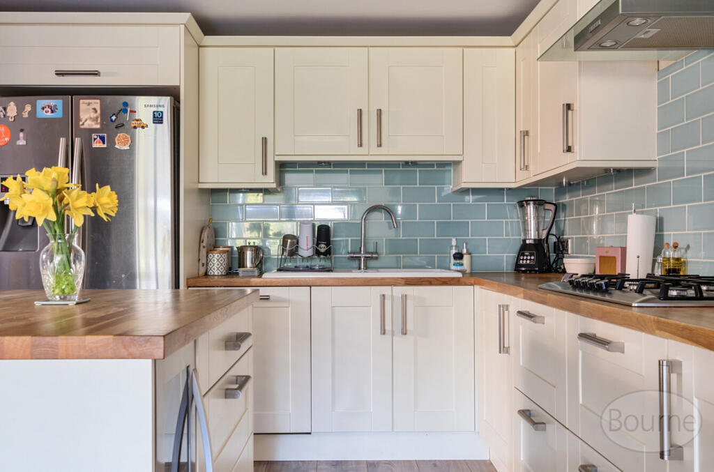 ea566afe-f323-4fc...