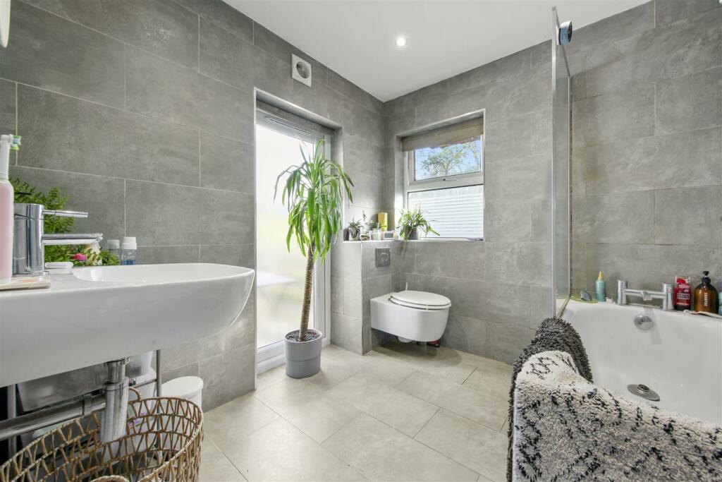 17A Lansdowne Grove - kBtMDObLWSmecrewTy4u.jpg