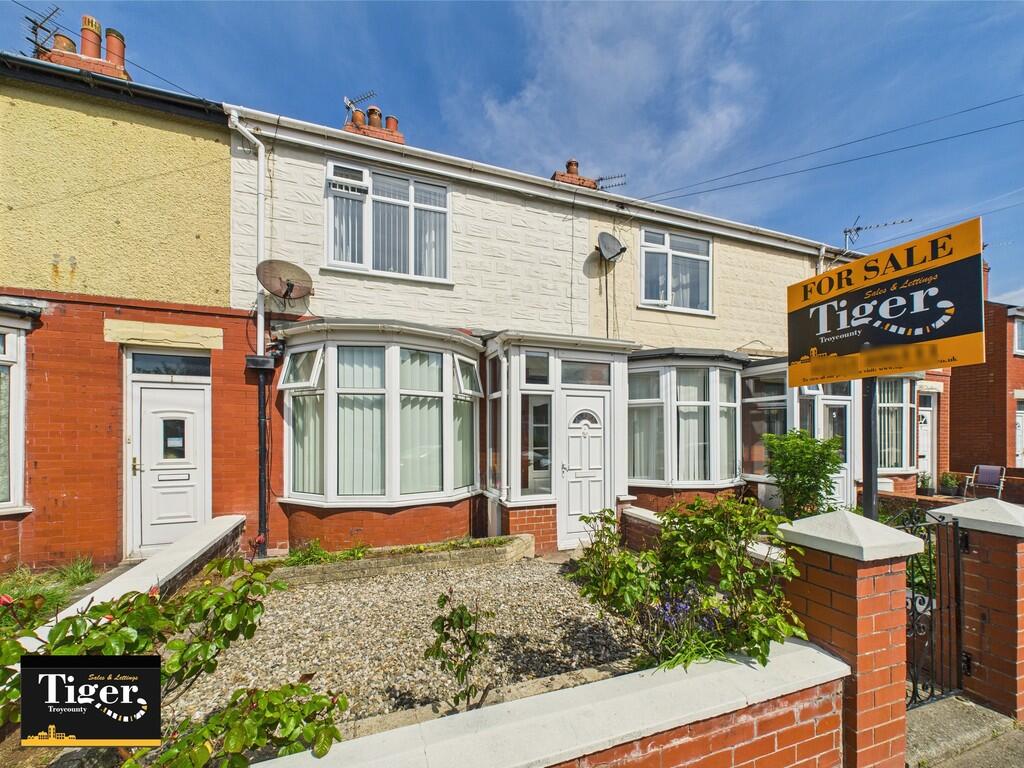 CAM02176G0-PR0567...