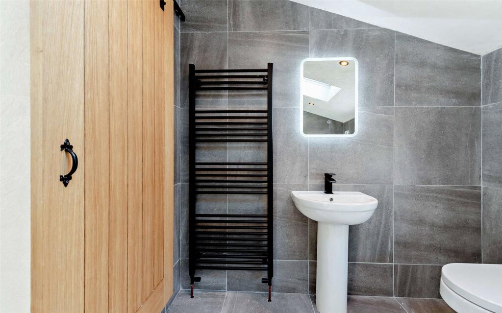 Bath Shower Room