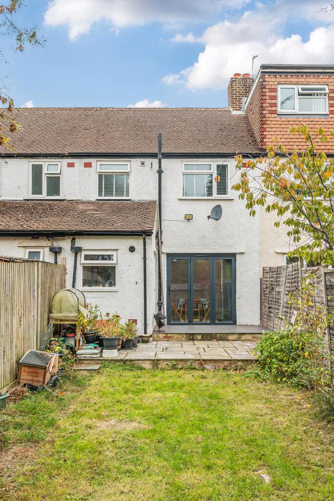 Worcester Park, KT4 8DF