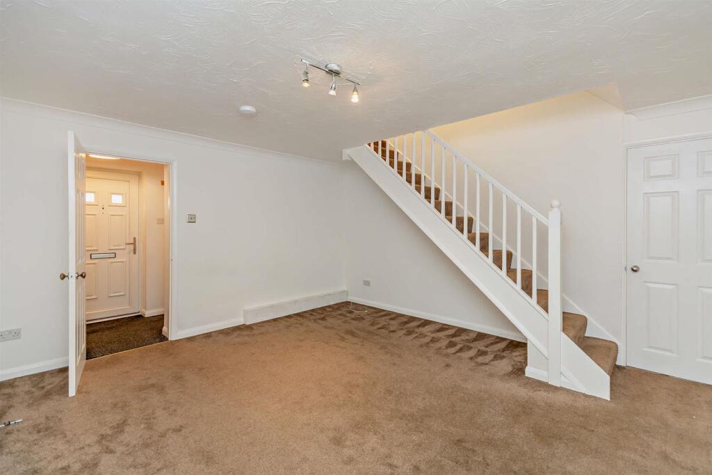 8673686-interior11-800.jpg