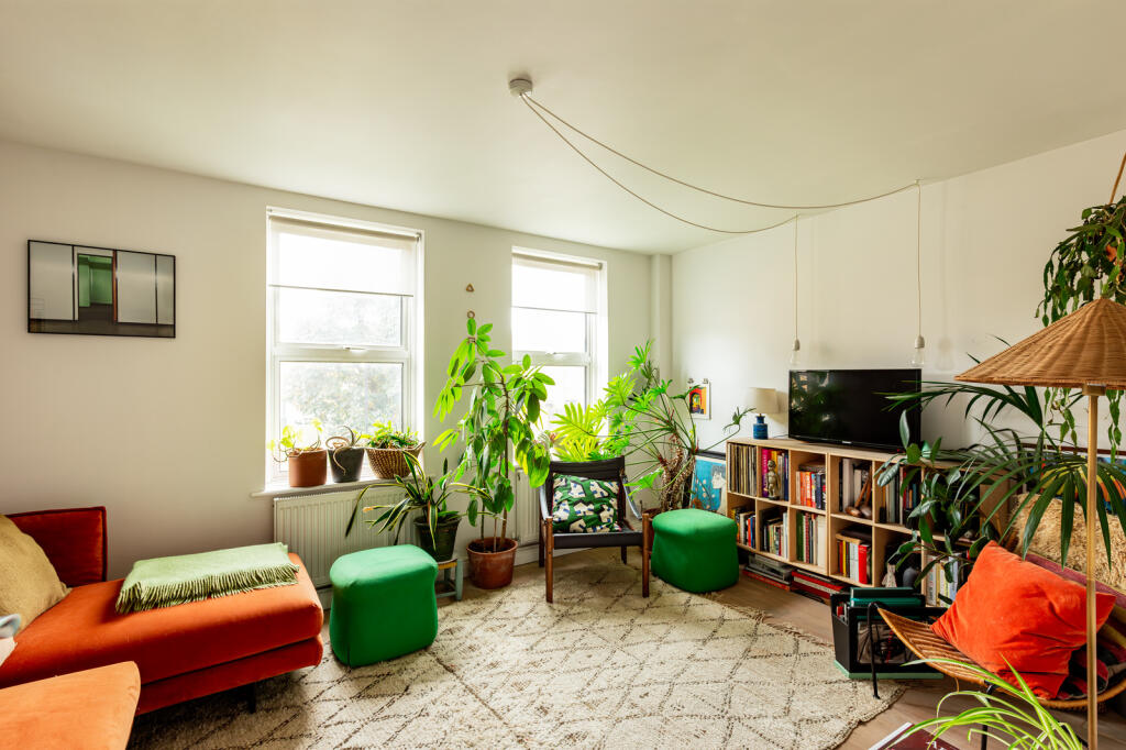 316449 - 25_10_TMH E5 0DA14089-Edit.jpg