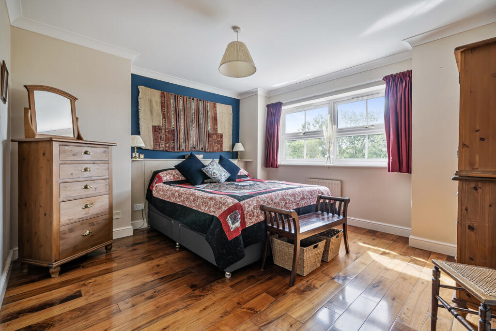 1299942-3-6839fd0...