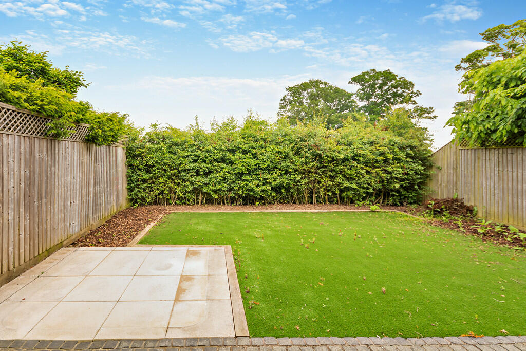 8600881-exterior0...