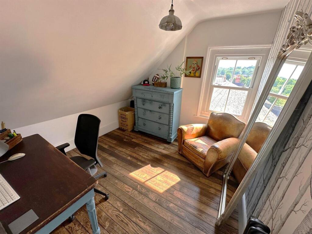 Bedroom 4 or Study.jpg