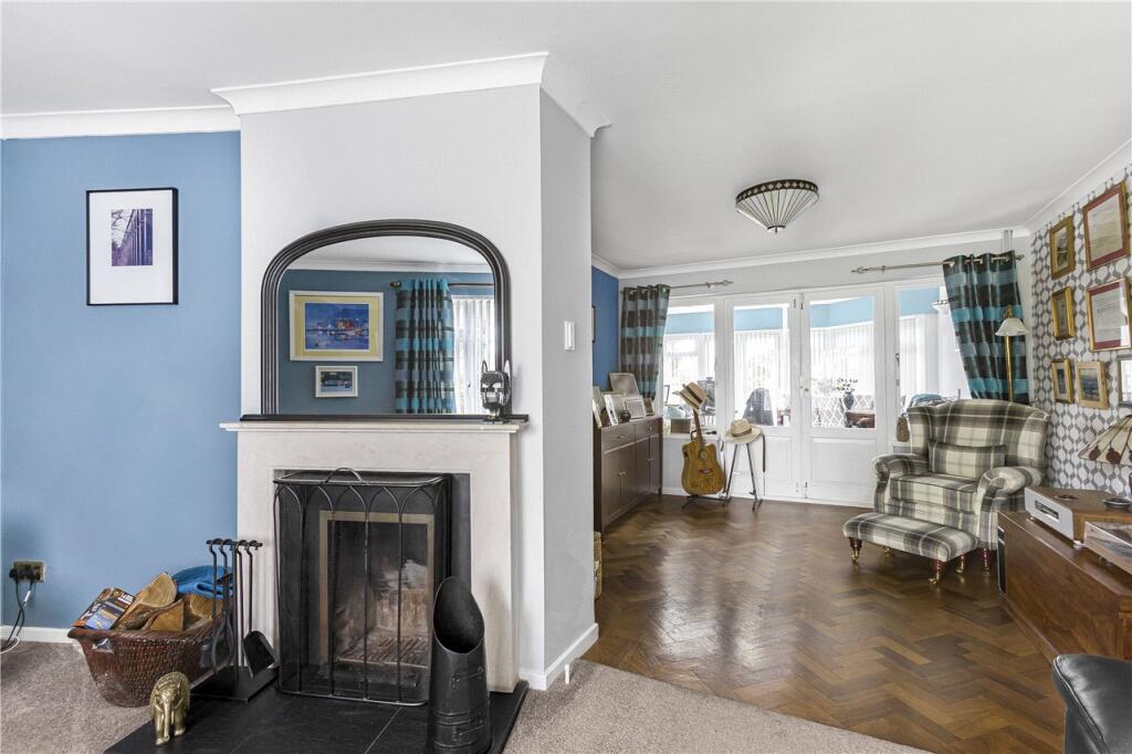 Living/Dining Room