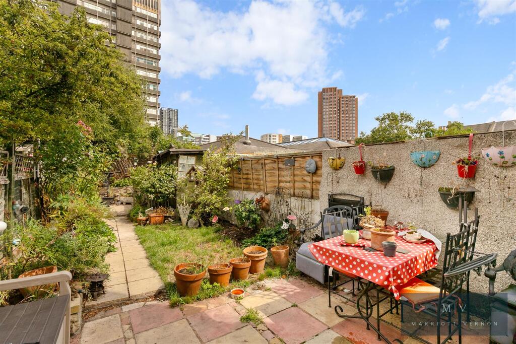 Old Palace Road 10 MV-8.jpg