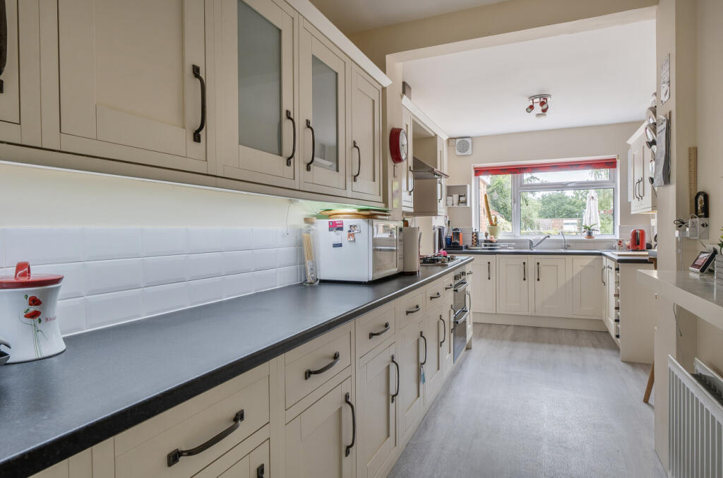 1339828-6-68a7421...