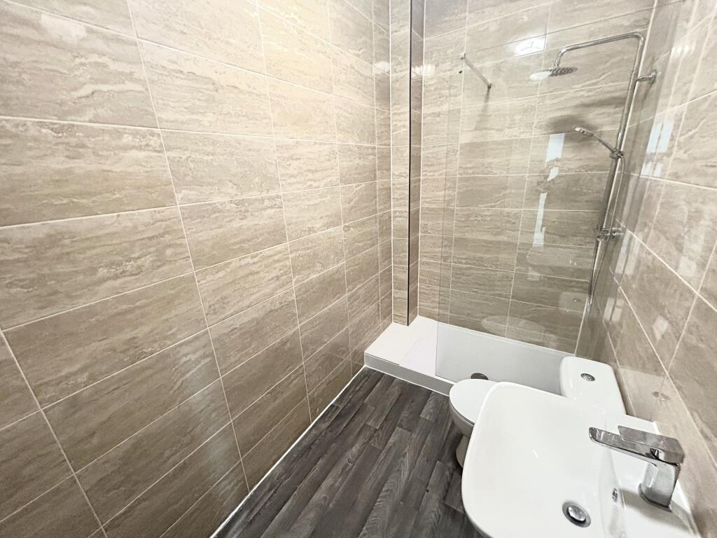 FF Bathrom