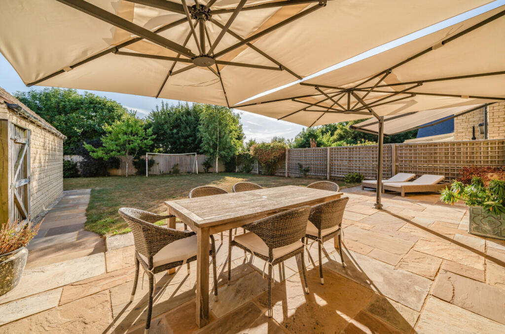 1321753-3-686d62f...