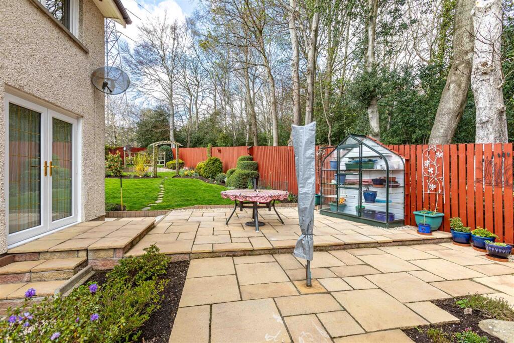 6 Eildon Lodge Gardens Galashiels Low Res 42.JPG