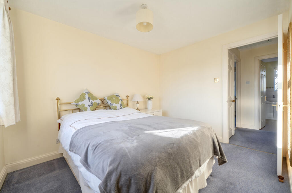 1395681-12-695e35...