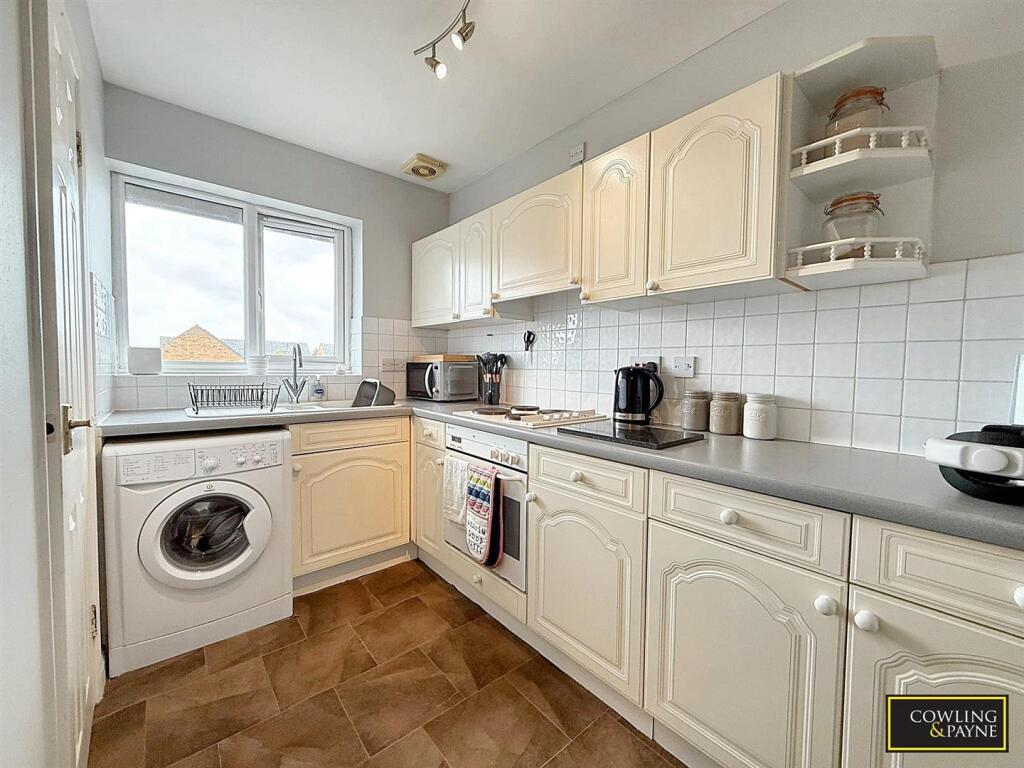 Cranfield Park Court, Radwinter Avenue, Wickford