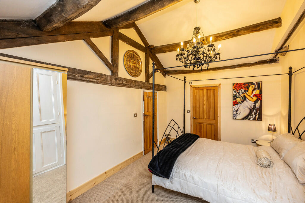 WFHolmbdg-041124-...